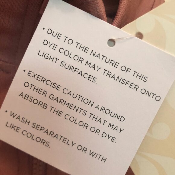 NWT Fabletics pink Tory Cropped Seamless Jacket sz M--SOLD OUT on Fabletics site - Picture 7 of 14